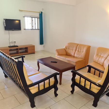 Oasis Tropical Aparthotel Pereybere Beach ภายนอก รูปภาพ